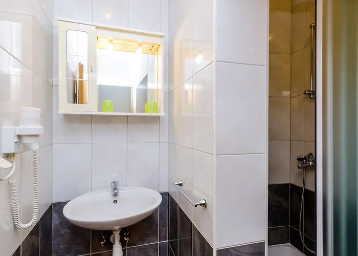 Appartement Mali Paradiso - One Bedroom With Terrace And Pool View A3 *