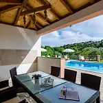 Διαμέρισμα Mali Paradiso - One Bedroom With Terrace And Pool View A3 *