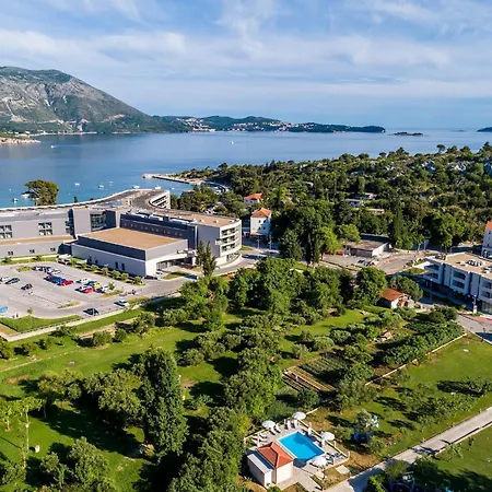 Mali Paradiso - One Bedroom With Terrace And Pool View A3 Apartamento *