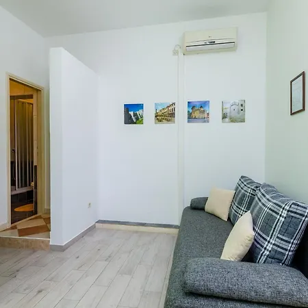 Apartamento Mali Paradiso - One Bedroom With Terrace And Pool View A3