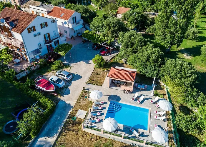 Mali Paradiso - One Bedroom With Terrace And Pool View A3 Апартаменты